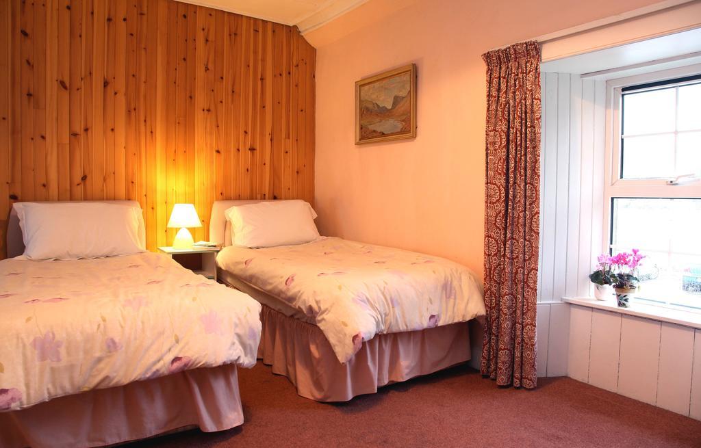 Inverawe Cottages Тейнилт Номер фото